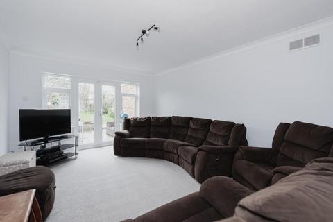 23 Mount Pleasant, Epsom, KT17 1XG