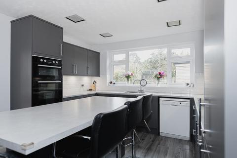 23 Mount Pleasant, Epsom, KT17 1XG