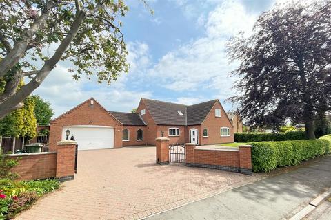 4 bedroom detached house for sale - Pinfold Lane, Bottesford