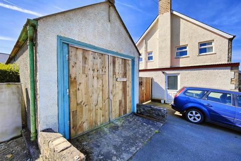 4 bedroom end of terrace house for sale - Gwaunydd, New Road, Newport