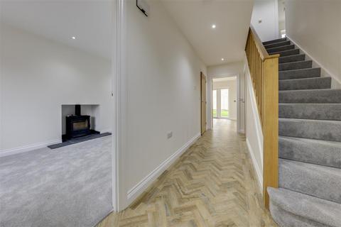 4 bedroom detached house for sale - Johnny Barn Close, Higher Cloughfold, Rossendale, Lancashire