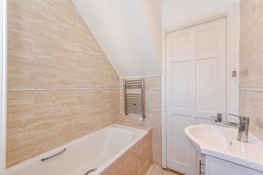 Bathroom.jpg