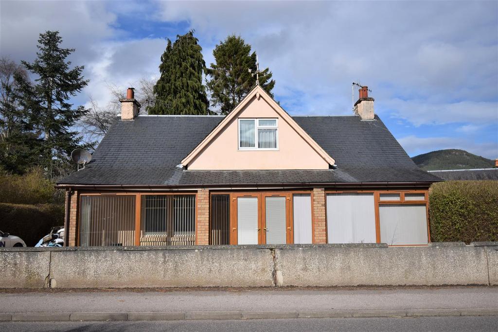 Craigmonie House, Drumnadrochit 5 bed detached house for sale £245,000