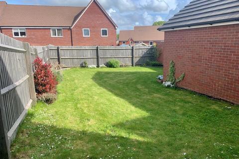 14 Gray Street, Longhedge, Salisbury, SP4 6SX