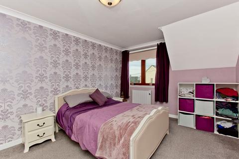13 Craigroyston Road, Scone, Perth, PH2 6NB