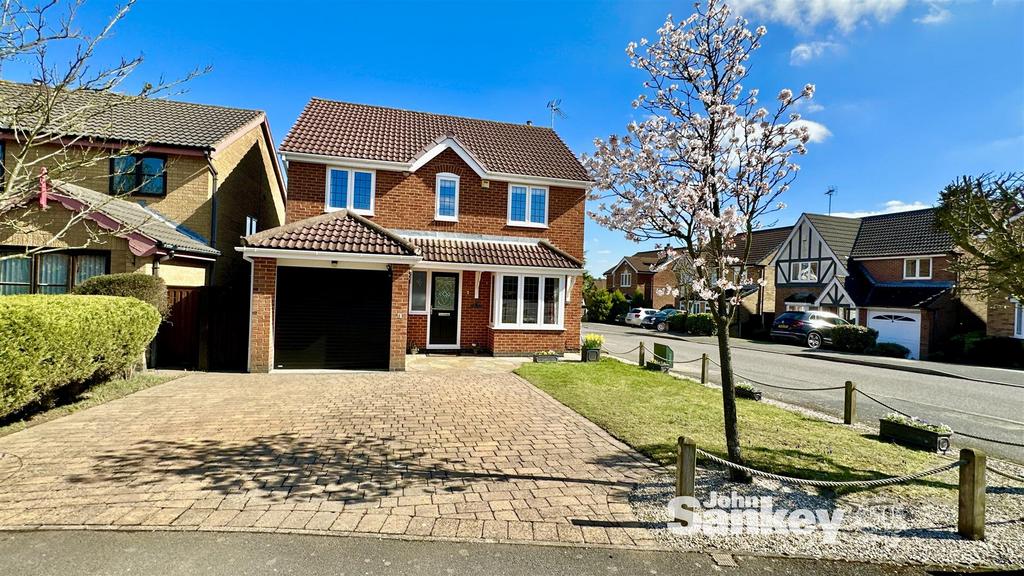 Opal Close, Rainworth, Mansfield 4 bed detached house for sale £300,000