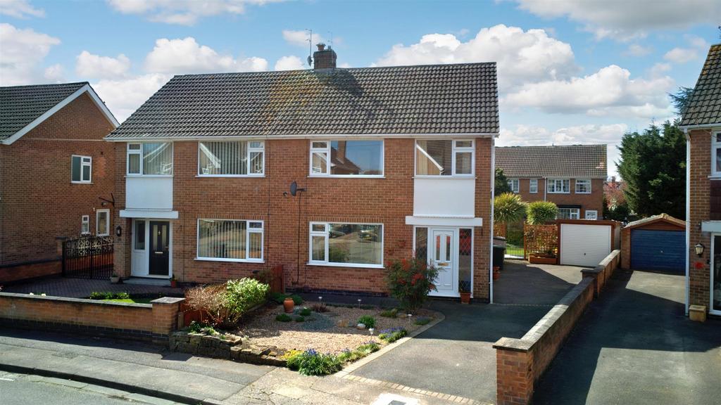 Norfolk Avenue, Toton 3 bed semidetached house for sale £325,000