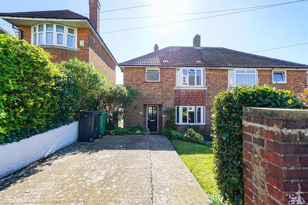 Quarry Road, Hastings 3 bed semi-detached house - £400,000