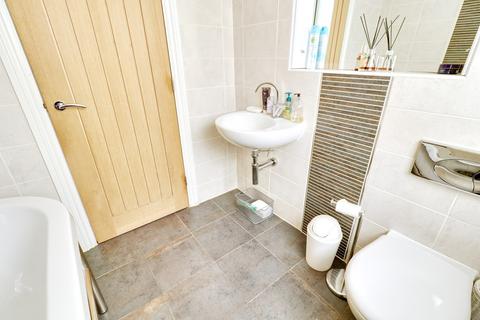 59 Betterton Road, Rainham, RM13 8NB