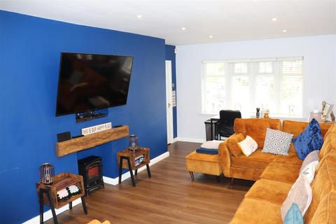 4 bedroom link detached house for sale, Barns Close, Walsall Wood