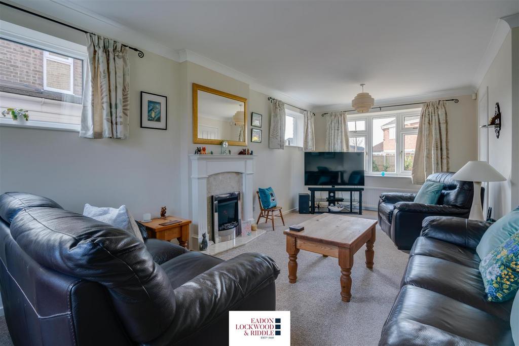Delmar Way, Flanderwell, Rotherham 4 bed detached house for sale £310,000