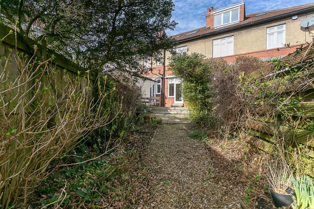 The Drive, Gosforth, Newcastle upon Tyne 5 bed terraced house £625,000