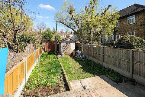 22 Penrhyn Crescent, London, E17 5BH