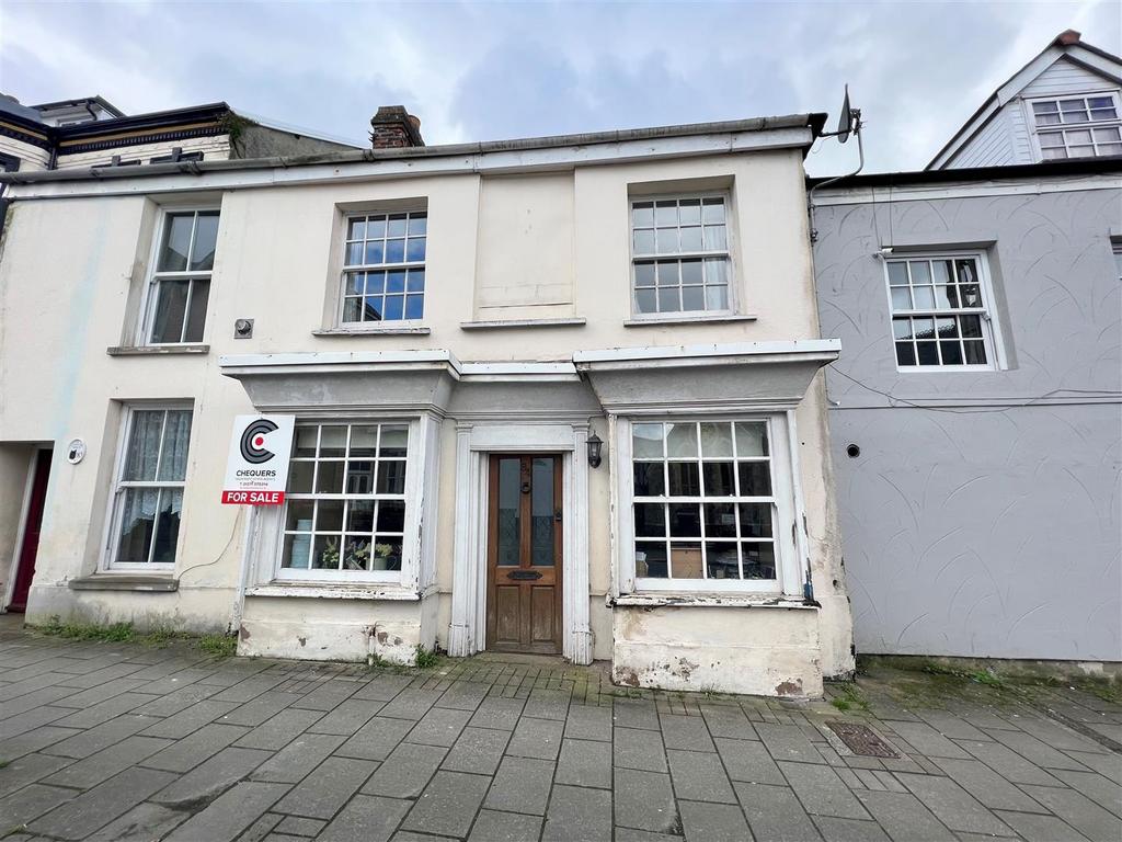 Newport Road, Barnstaple 3 bed terraced house for sale £239,950