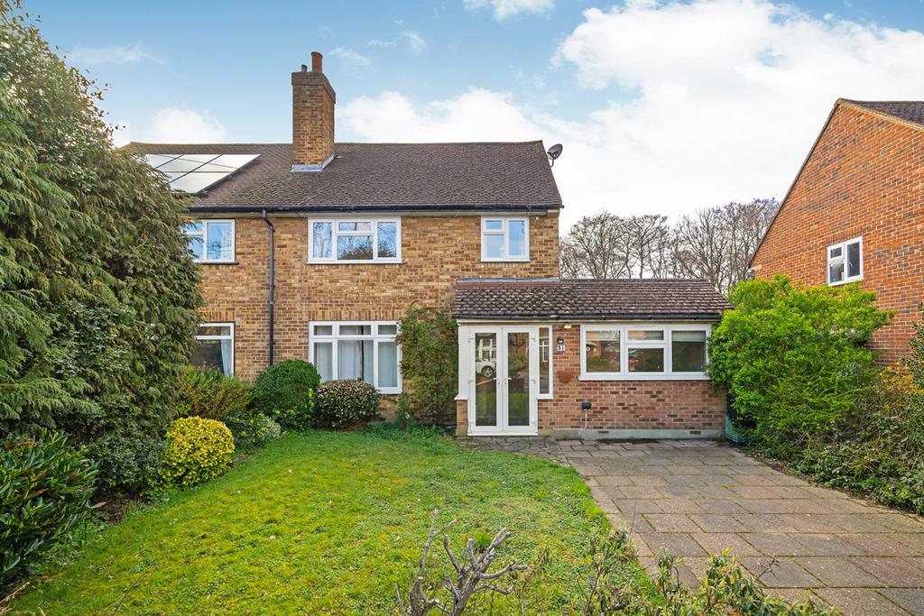 Chamberlain Crescent, West Wickham, BR4 4 bed semidetached house £