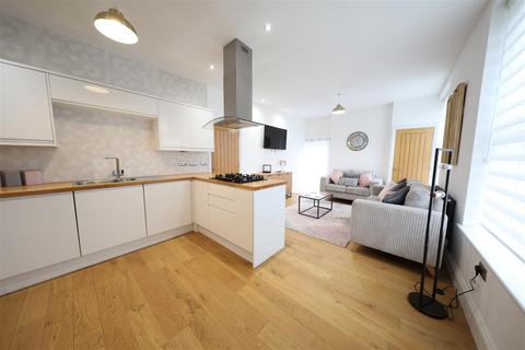 1 bedroom apartment for sale, George Street, Hull