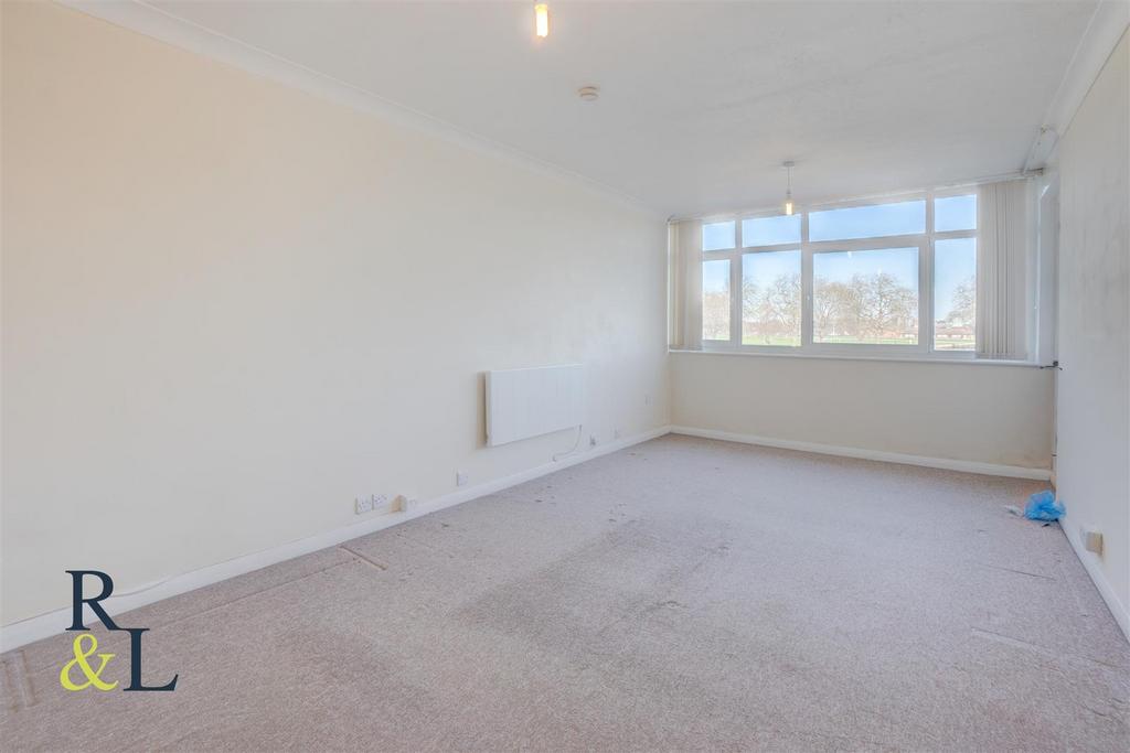 Wilford Lane, West Bridgford, Nottingham 2 bed apartment £125,000