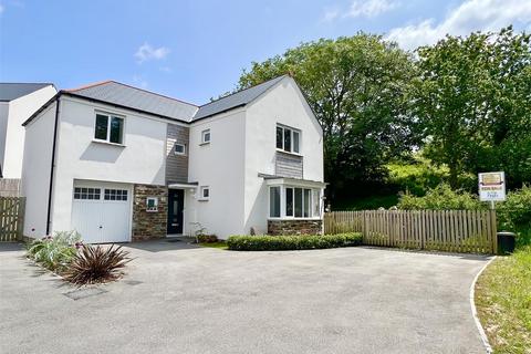 4 bedroom detached house for sale, Quillet Close, St Austell