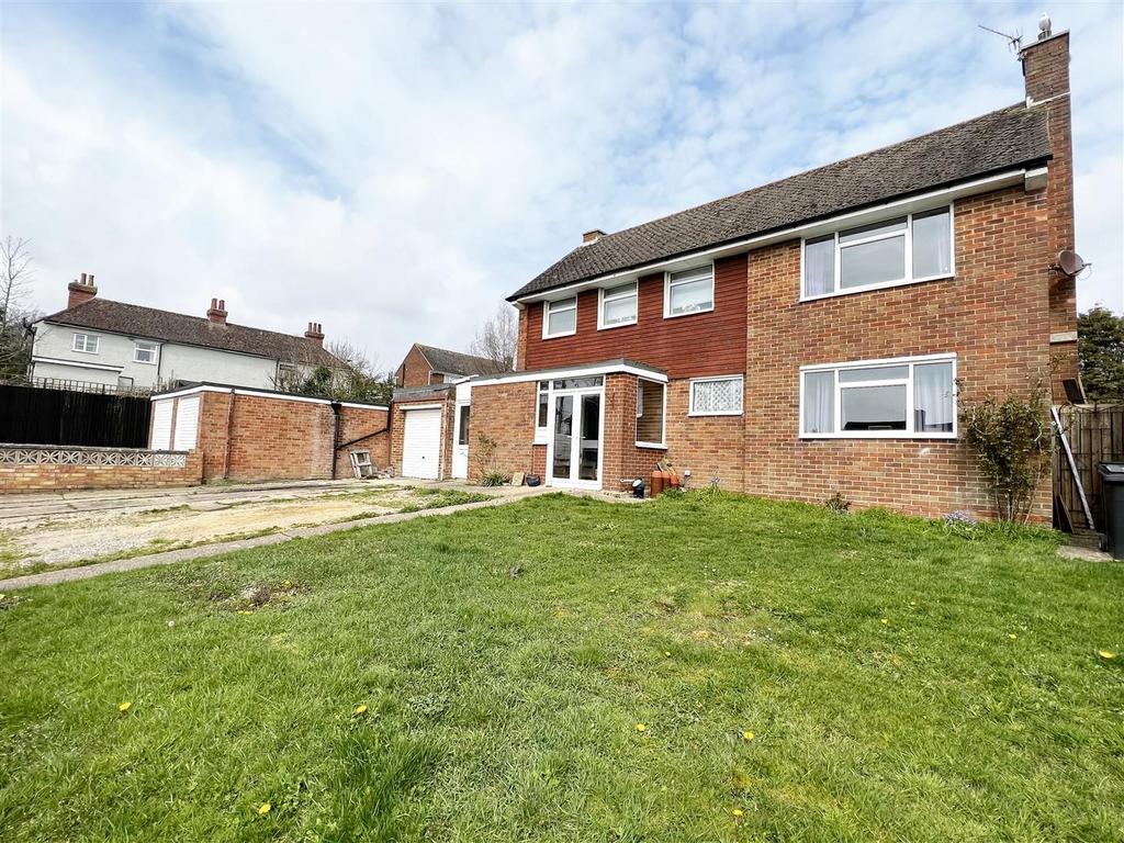 Elphinstone Gardens, Hastings 3 bed detached house for sale £489,950