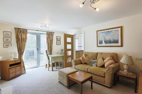1 bedroom apartment for sale - Jenner Court, St. Georges Road, Cheltenham, Gloucestershire, GL50 3ER