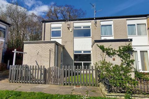 3 bedroom end of terrace house to rent, Awel Mor, Llanedeyrn, Cardiff