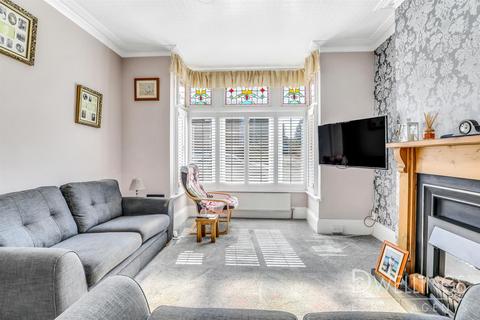 24 Alexandra Road, Burton-on-trent, DE15 0JD
