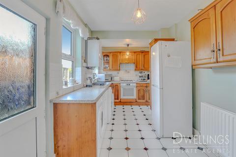 24 Alexandra Road, Burton-on-trent, DE15 0JD