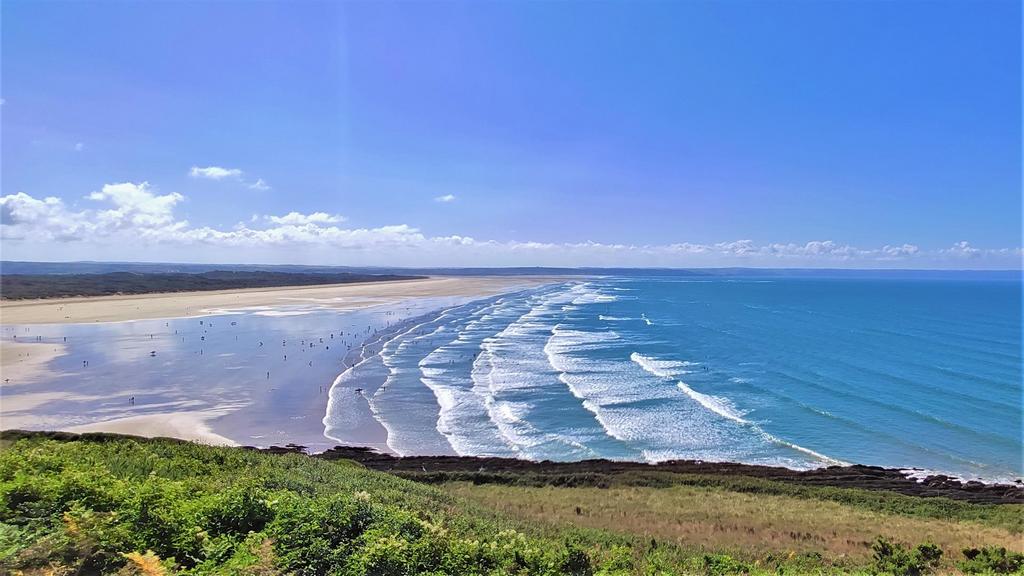 C - North Devon Saunton Sands Beach.jpg