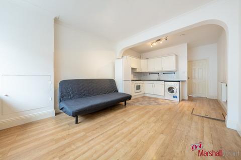 1 bedroom ground floor flat for sale, Leavesden Road, WATFORD, WD24