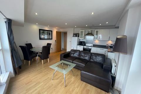 2 bedroom apartment to rent, *Available Now*10TH FLOOR MASSHOUSE 2 DOUBLE BED APARTMENT WITH LARGE BALCONY