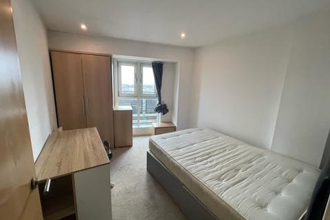 2 bedroom apartment to rent, *Available Now*10TH FLOOR MASSHOUSE 2 DOUBLE BED APARTMENT WITH LARGE BALCONY