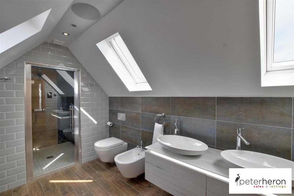 En-Suite Shower Room