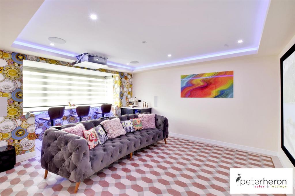 Home Cinema