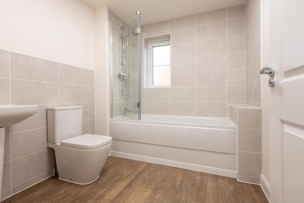Kings Park Formby Family Bathroom
