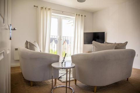 2 bedroom serviced apartment to rent, Hamlet Way, Stratford-upon-Avon CV37