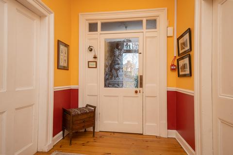 Galvelmore House, 5 Galvelmore Street, Crieff, PH7 4BY