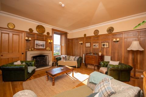 Galvelmore House, 5 Galvelmore Street, Crieff, PH7 4BY