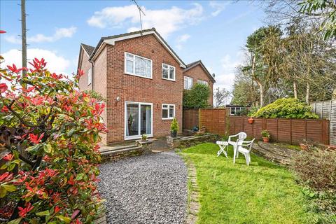9 Botley Road, Park Gate, Southampton, SO31 1AH