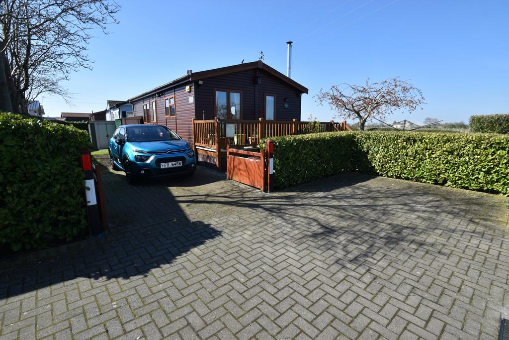 Wainfleet Bank, Wainfleet, PE24 2 bed park home for sale £120,000