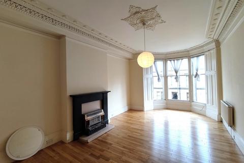 3 bedroom flat to rent, Keir Street, Pollokshields, Glasgow, G41