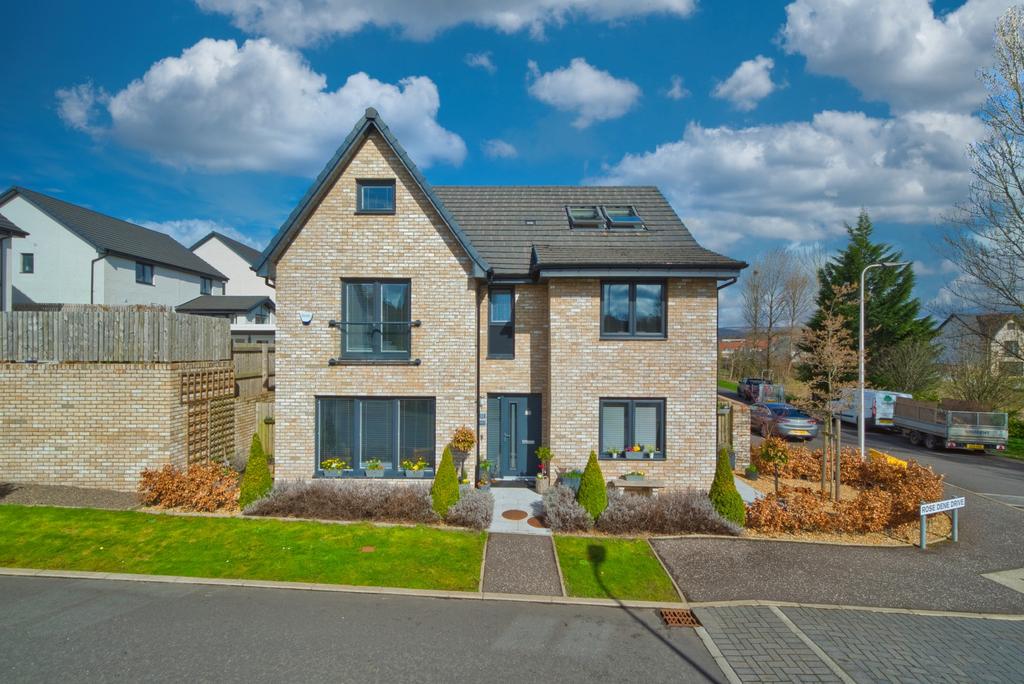 Rose Dene Drive, Bearsden, East Dunbartonshire, G61 3EL 5 bed detached