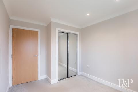 9 Abbey Place, Warfield, Bracknell, RG42 6AZ