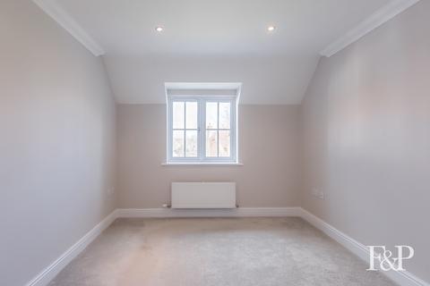 9 Abbey Place, Warfield, Bracknell, RG42 6AZ