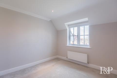 9 Abbey Place, Warfield, Bracknell, RG42 6AZ