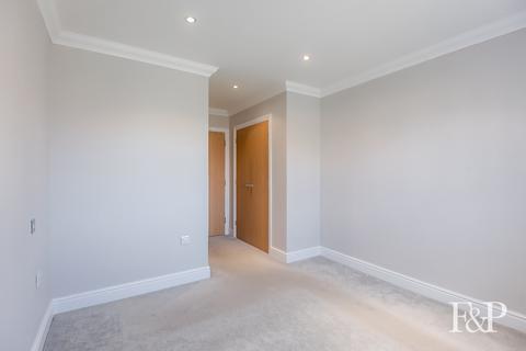 9 Abbey Place, Warfield, Bracknell, RG42 6AZ