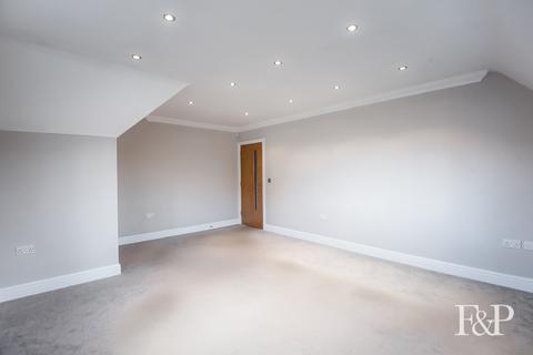 9 Abbey Place, Warfield, Bracknell, RG42 6AZ