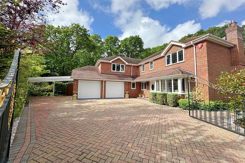 undefined, Verwood