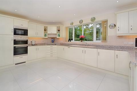 undefined, Verwood