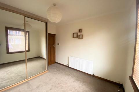 2 bedroom flat to rent, Broomlea  Crescent, Carrick Knowe, Edinburgh, EH12