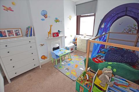 62 Australia Road, Cardiff, CF14 3DA